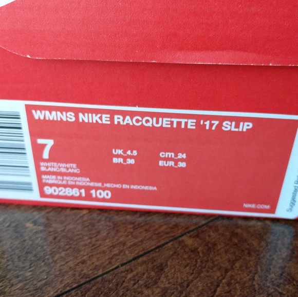 🚫 sold 🚫 Super comfy! Nike Racquette sneakers - Picture 3 of 6