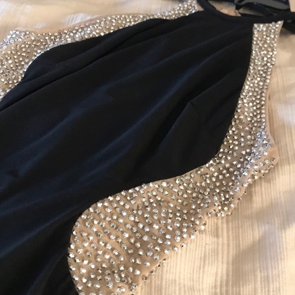 Black wedding/occasion midi body con dress - Picture 4 of 7