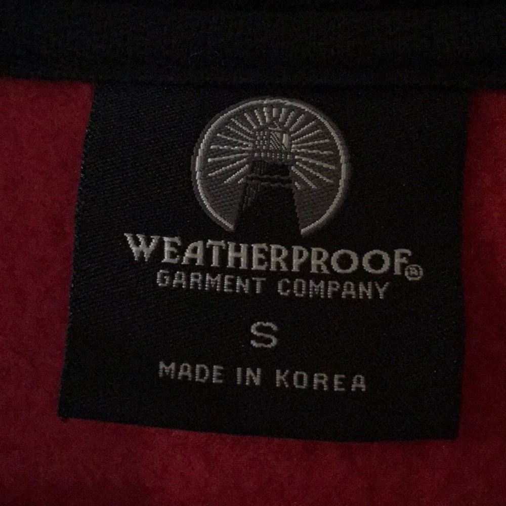 Red Weatherproof pullover. - Picture 3 of 5