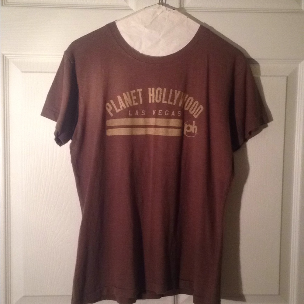 Large brown Planet Hollywood Las Vegas tee.
