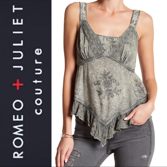 🆕 Romeo & Juliet Couture Gray Ruffle Trim Tank - Picture 1 of 3