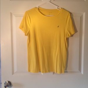 Large yellow Nautica short sleeve tee