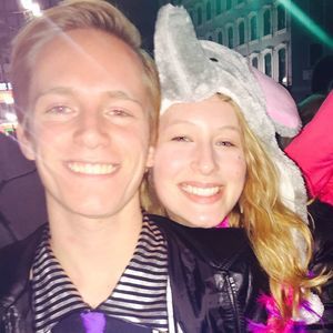 Meet your Posher, Max