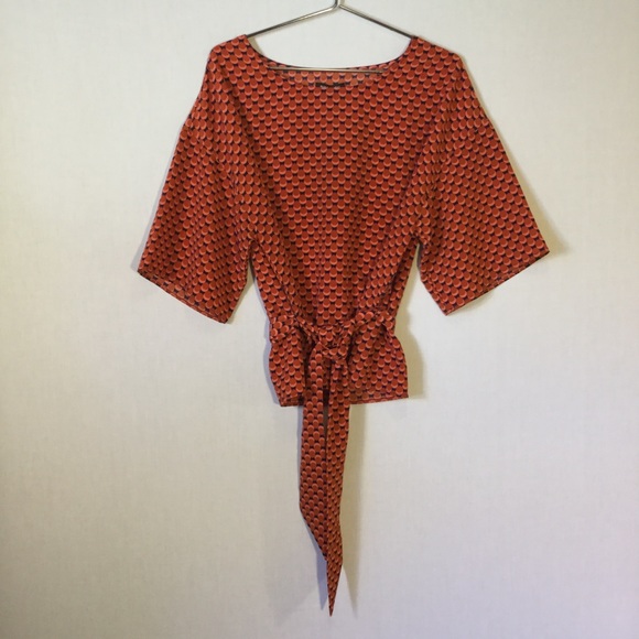 Paris Sunday Tops - NWT Paris Sunday Geometric Pattern Belted Top XL