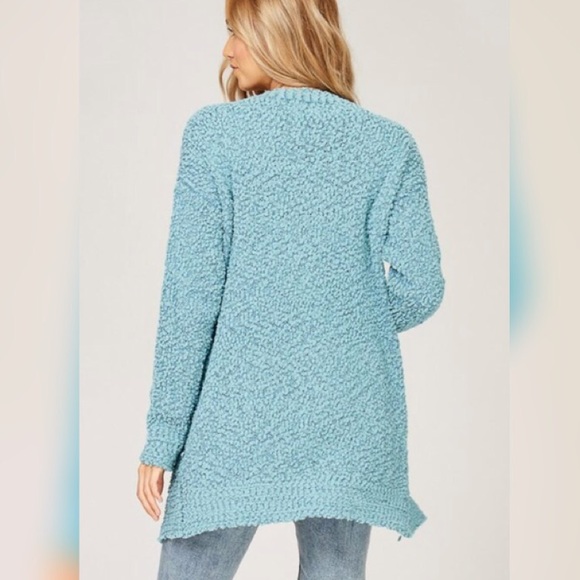 Last 1! CLOSET STAPLE Cozy cardigan - Picture 3 of 4