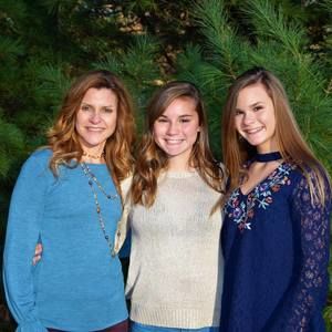 Meet your Posher, Macy