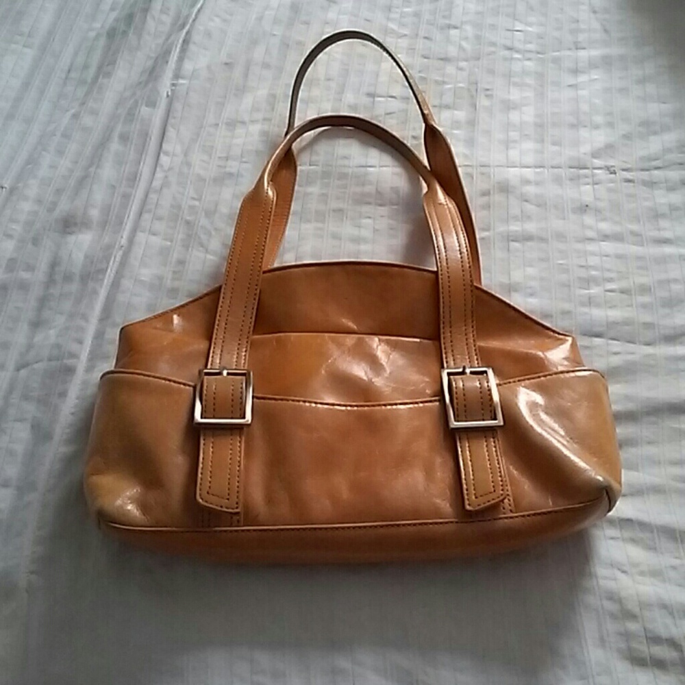 Kenneth Cole handbag! Super cute and unique