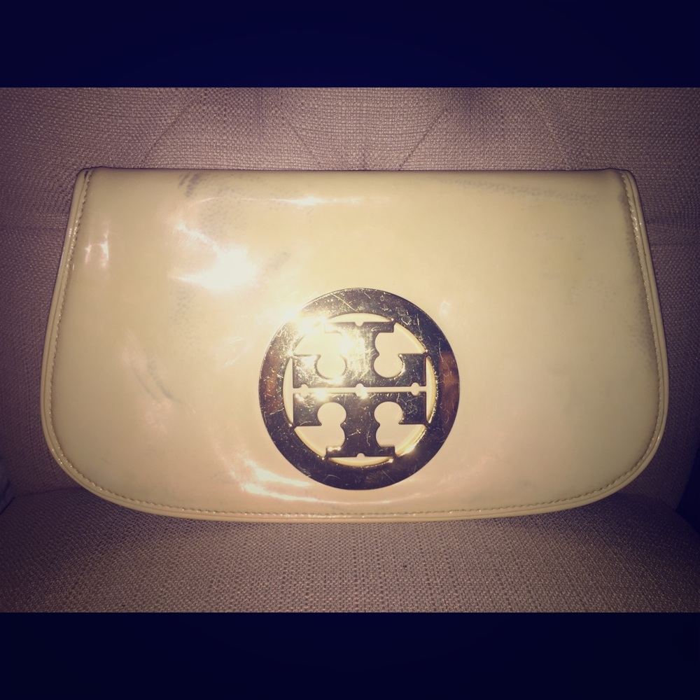 Tory burch clutch