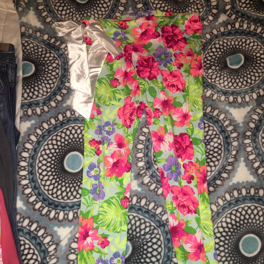 Cute booty lounge leggings