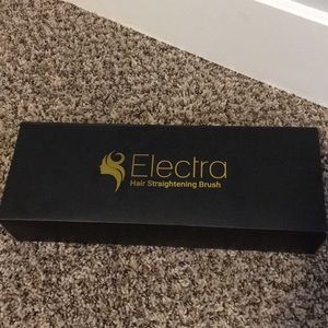 Electra hair straightening brush