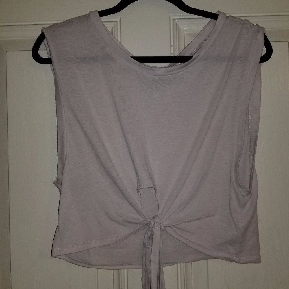 RVCA loose fitted crop t-shirt LARGE