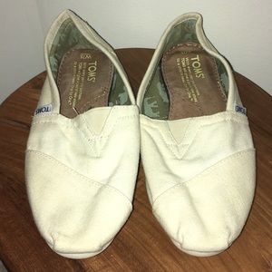 Toms Beige/Cream/Natural color Sz 6.5 7