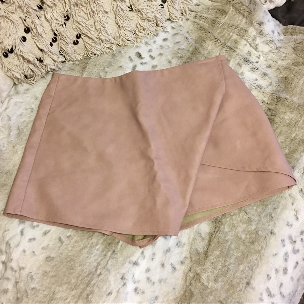 Kendall & Kylie Faux Leather Skort