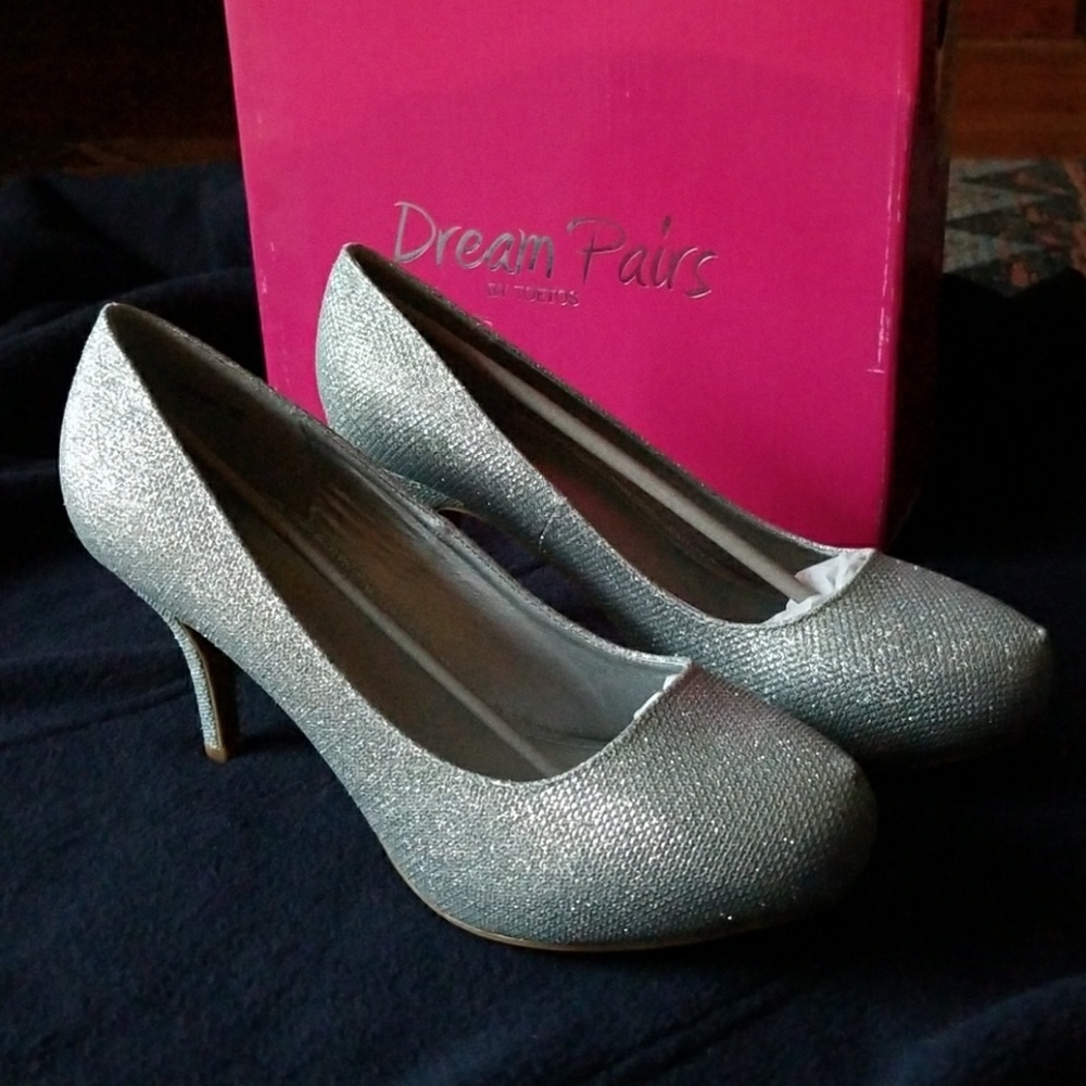 Silver Dream Paris NWT
