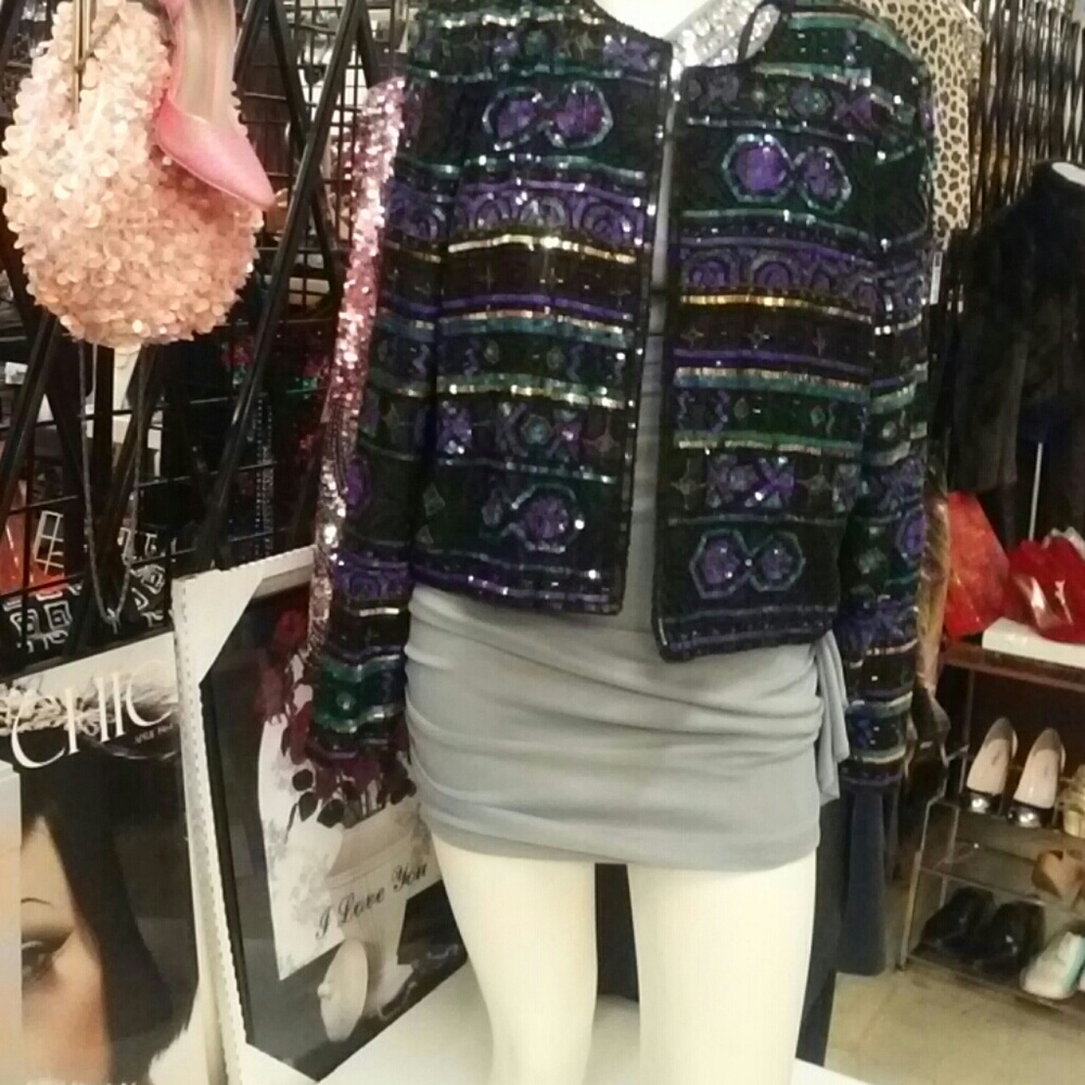 Ladies sequin jacket shorty style