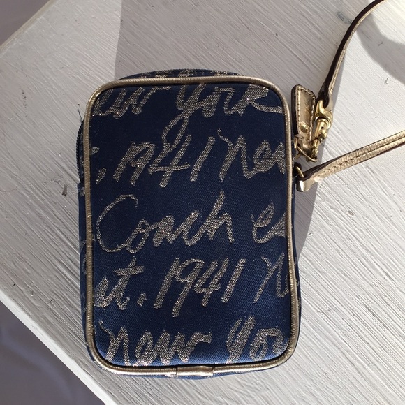 Coach 1941 New York Navy/Gold Wristlet - Picture 2 of 4