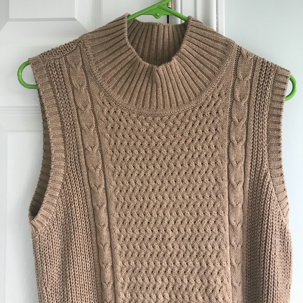 NWT Turtleneck Sleeveless Sweater Dress