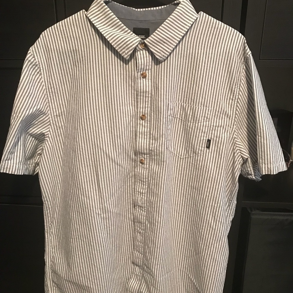 Men’s Vans LRG short sleeve button up