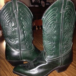 ✨🌟COWGIRL BOOTS✨🌟
