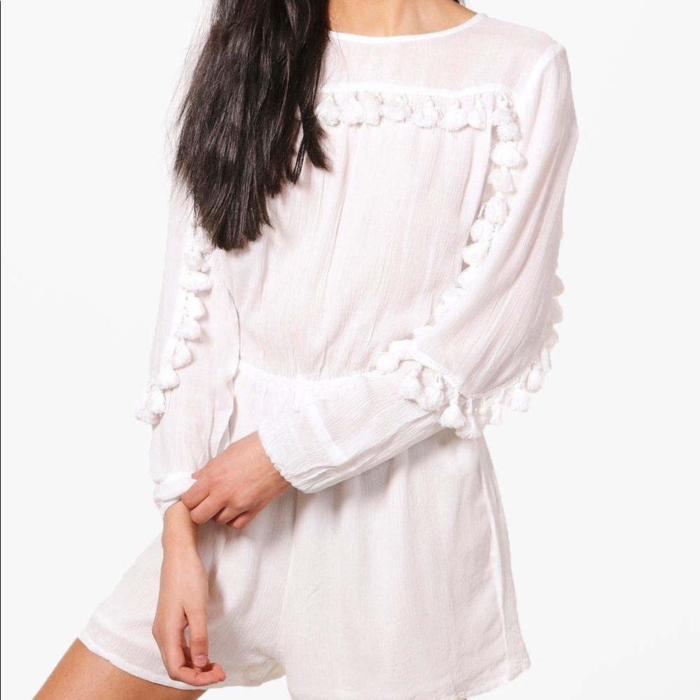NWT Boohoo Josie Tassel Trim Playsuit Romper