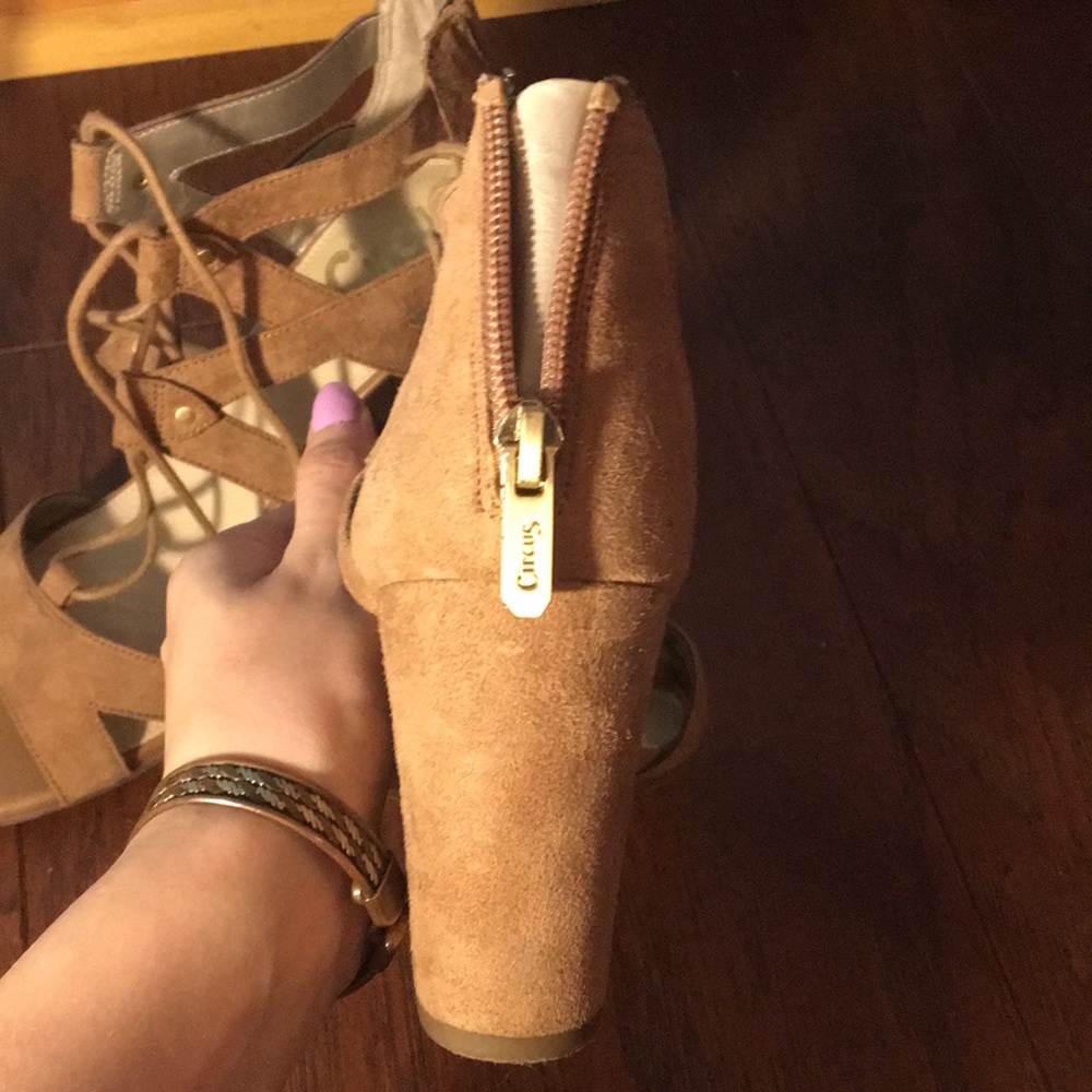 Beige Circus by Sam Edelman Heels - Picture 3 of 3