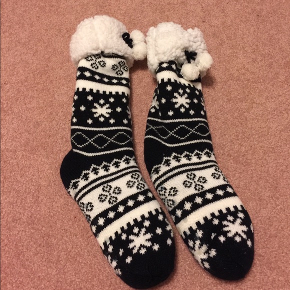 Slipper sock! Black and white. Super cute pattern - Picture 2 of 4