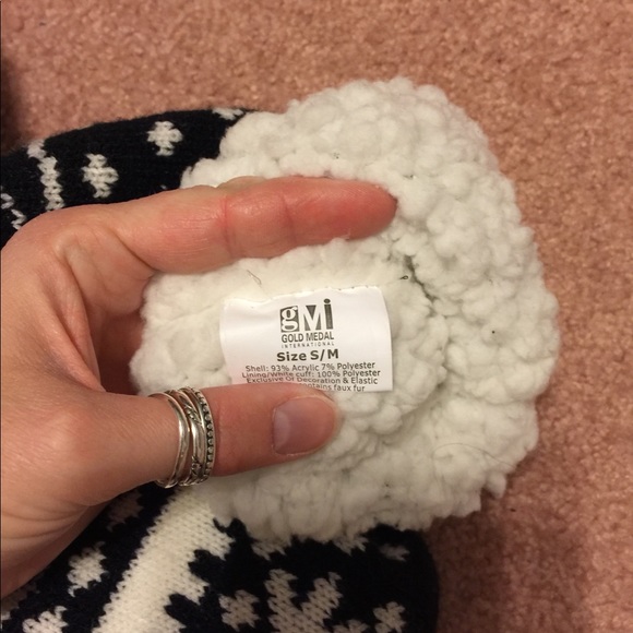 Slipper sock! Black and white. Super cute pattern - Picture 4 of 4