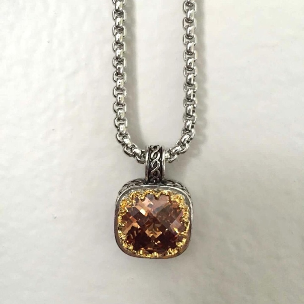 7108 Square Champagne Necklace