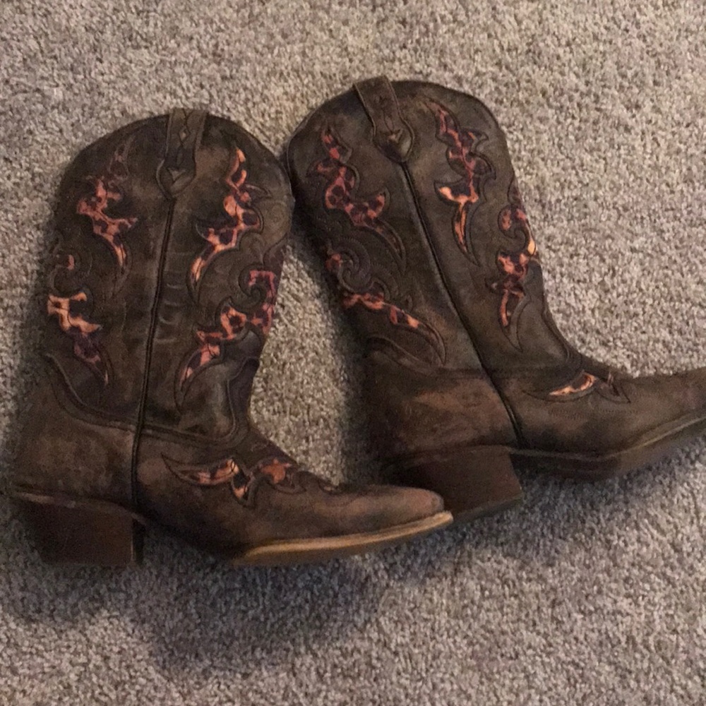 Laredo cheetah print cowgirl boots size 7