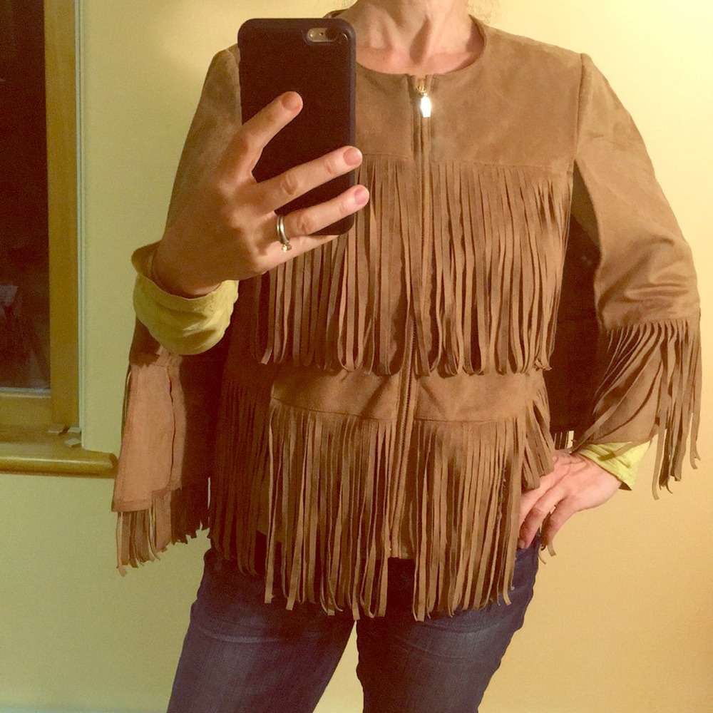 Chico’s Black Label faux suede capelet. 0. NWT.