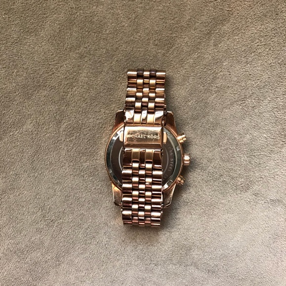 Michael Kors Lexington Rose Gold Tone Watch main image 4