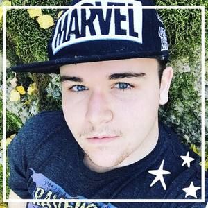 Meet your Posher, Ross