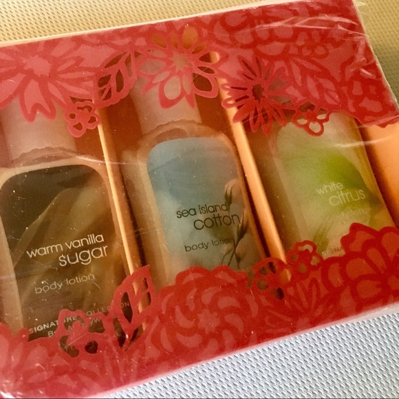 Bath & Body Works GIFT SET - BRAND NEW - Picture 3 of 4