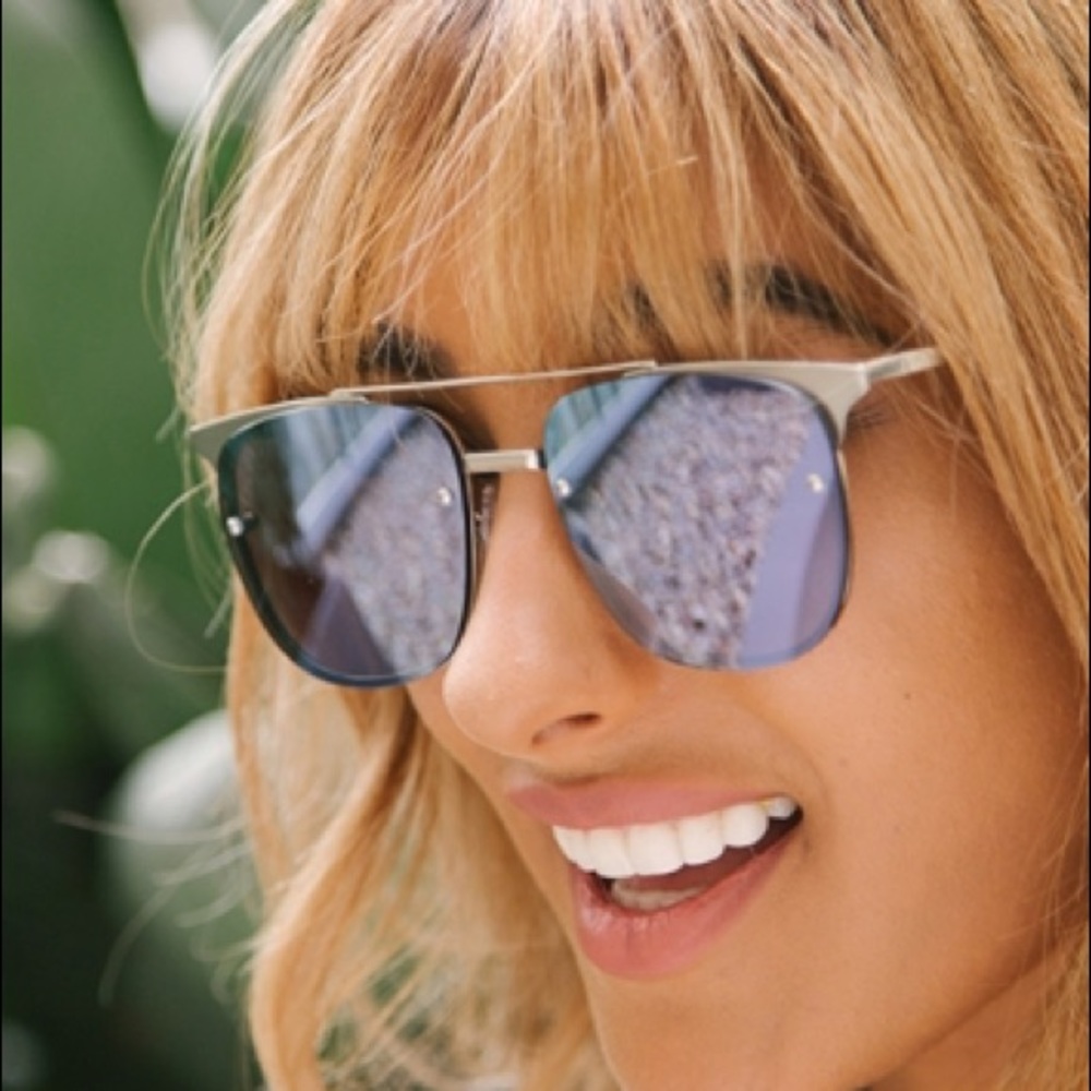 Quay Australia Private Eyes in Purple Stelly