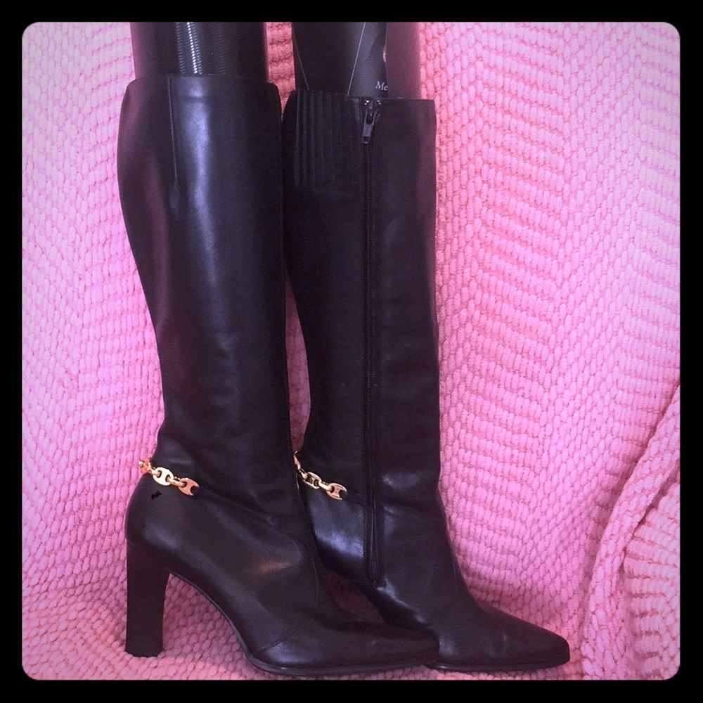 Anne Klein pointed toe boots