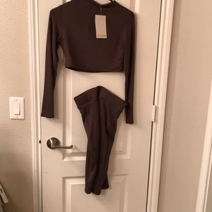 Form fitting two piece set