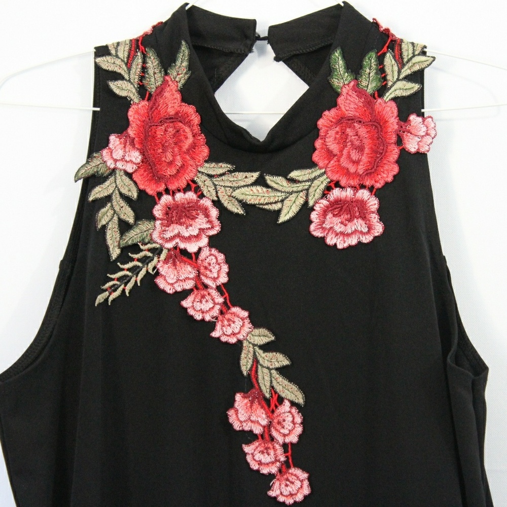 Courtney Little Black Dress - Picture 4 of 6