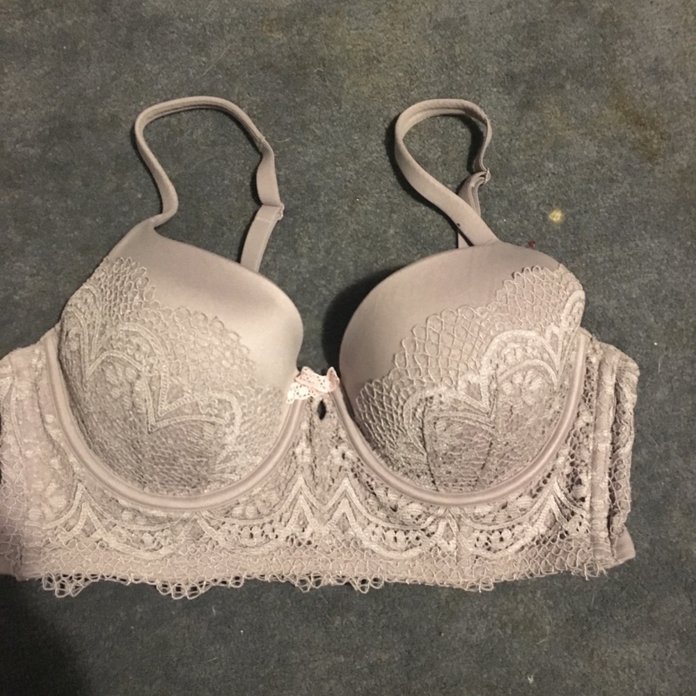 Victoria’s Secret body by Victoria Cropped bustier