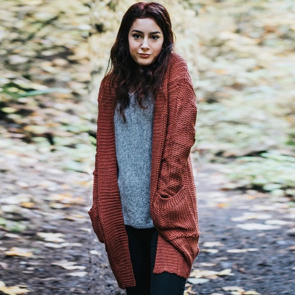 Coral Heavy Knit Cardigan (Pockets) NWT - Picture 2 of 3