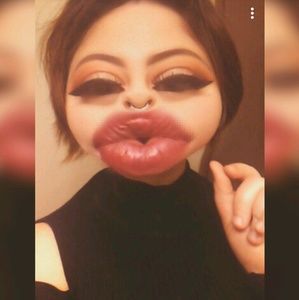 Meet your Posher, Lydia