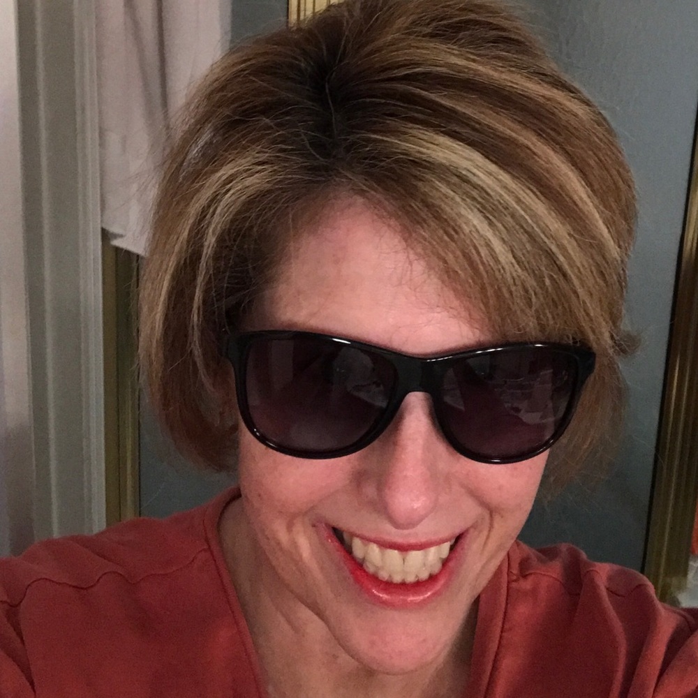 Meet your Posher, Lindsay