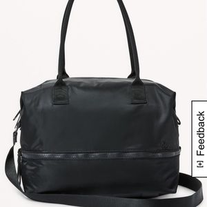 Lululemon Go Lightly Duffel black brand new