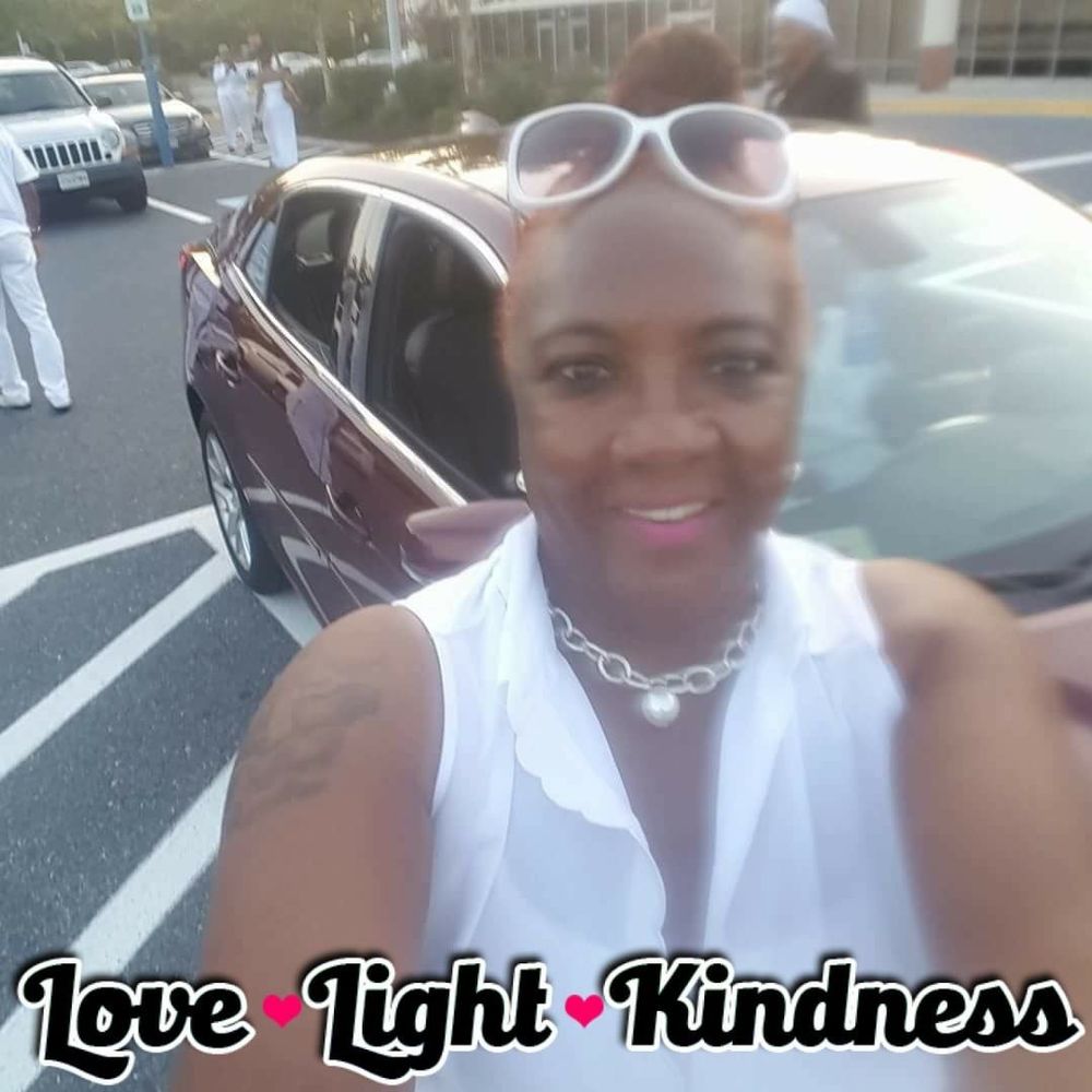 Meet your Posher, Helen