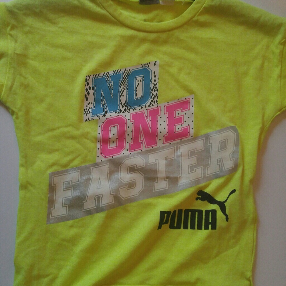Girls puma shirt