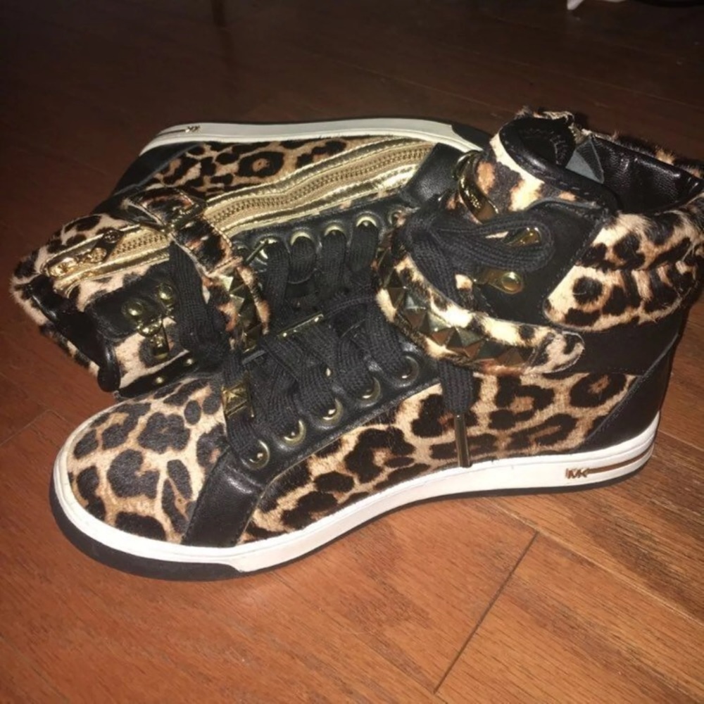 SOLD ON MERCARI