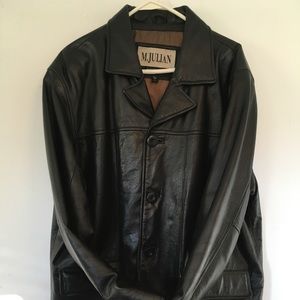 Men’s Wilson’s black leather jacket.