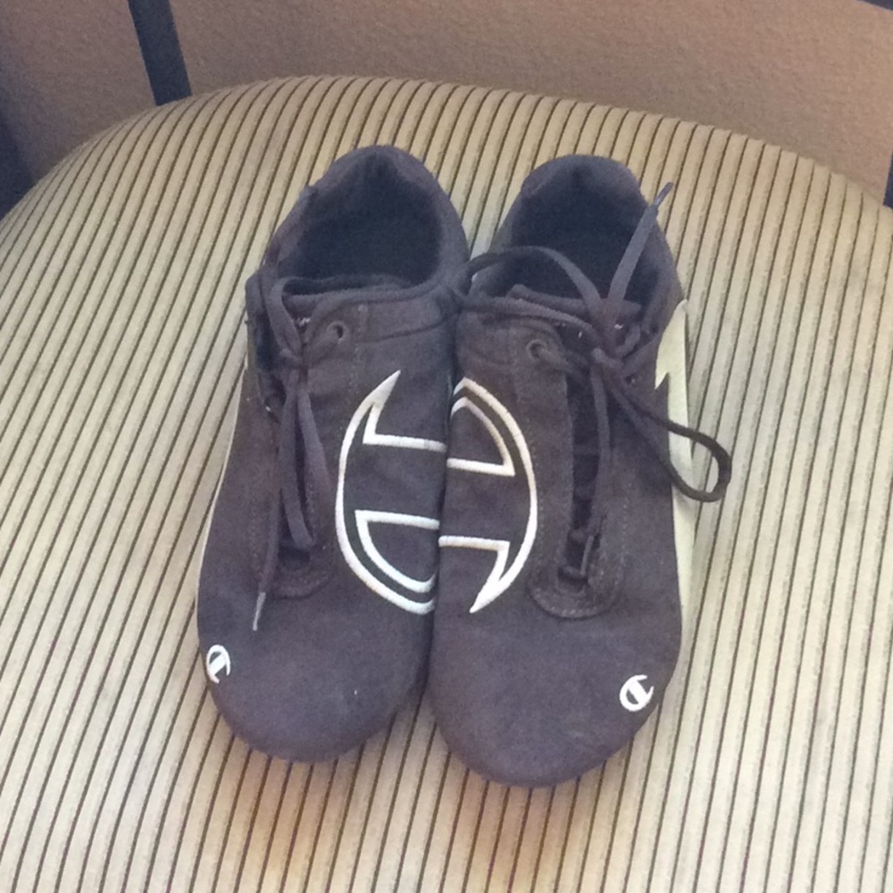 Champion tennis shoes