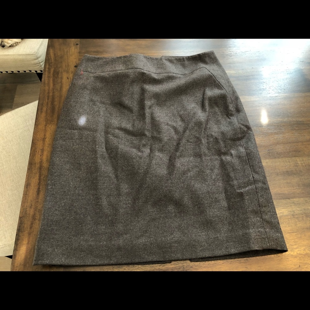 Banana Republic brown pencil skirt