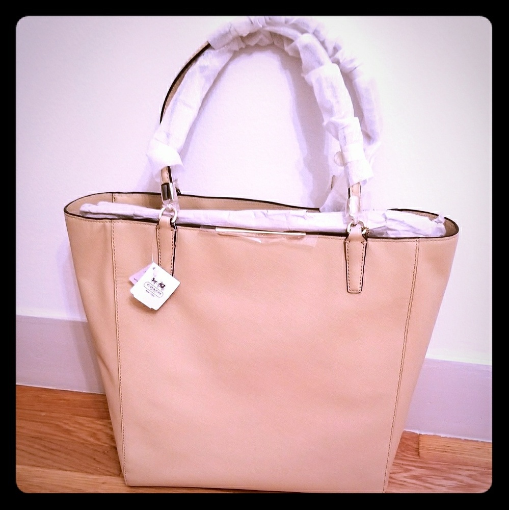 Coach Madison Saffiano Leather Tote