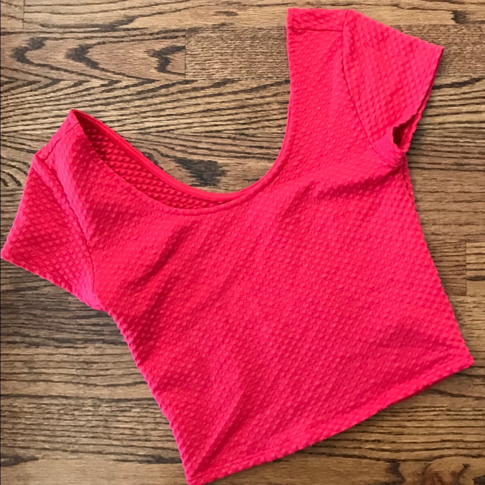 Xhileration crop top